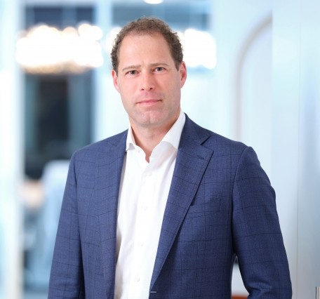 Jeroen Cornelis, NLO